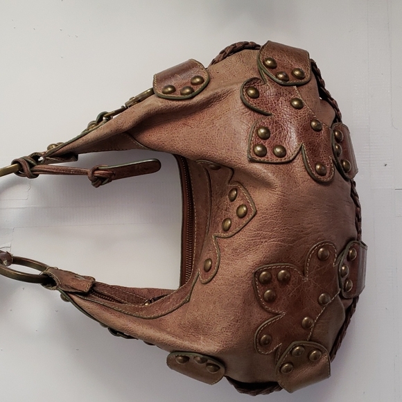 Isabella Fiore Vintage Leather Boho Bag - Picture 6 of 9
